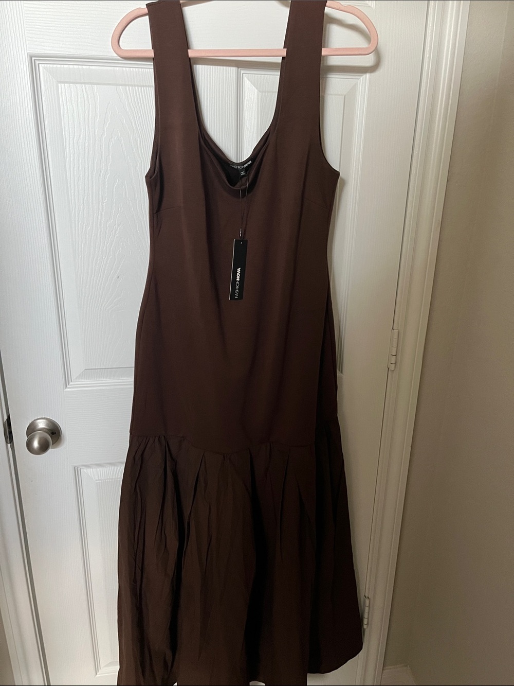 Fashion Nova Brown Sleeveless Maxi Dress